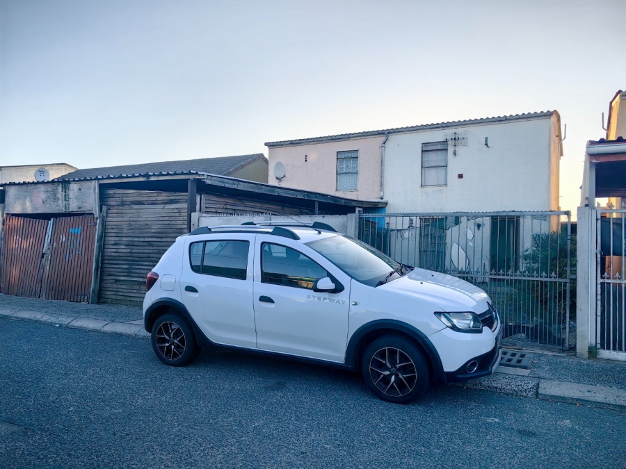 3 Bedroom Property for Sale in Eastridge Western Cape
